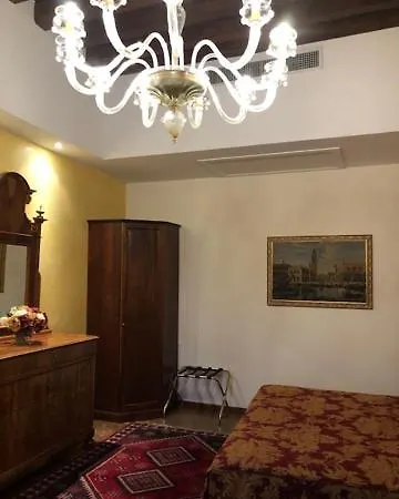 Ξενοδοχείο με διαμερίσματα Odoni 4*