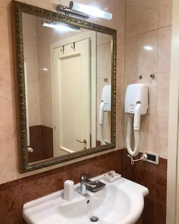 Odoni Apart-hotel 4*