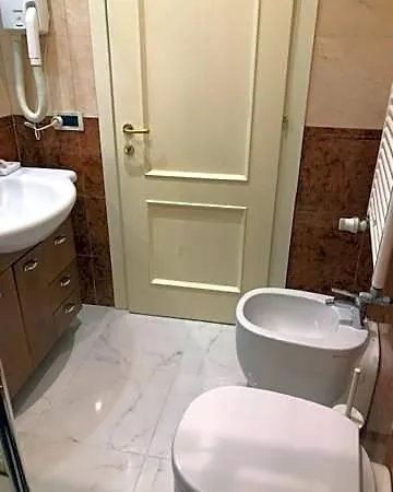 Odoni Aparthotel