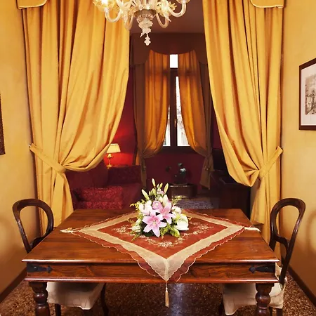 Odoni 4* Velence