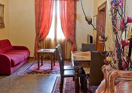 Odoni شقة فندقية