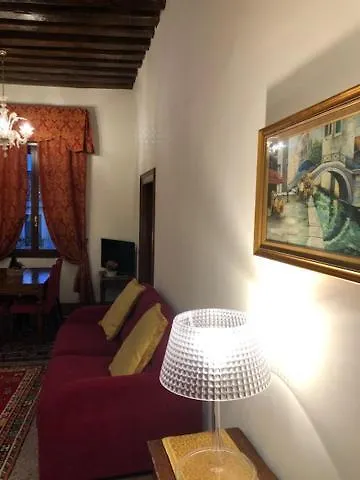 Odoni Apartahotel Venecia