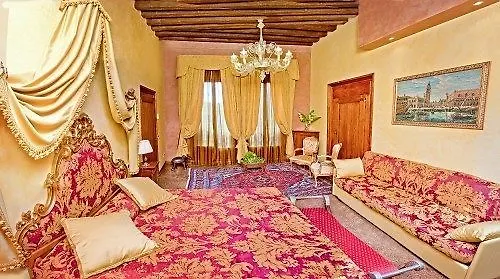 奥多尼公寓式酒店 4*